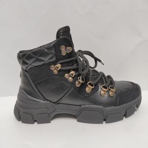 New GBG Los Angeles Kix Bootie Black Size 6M
